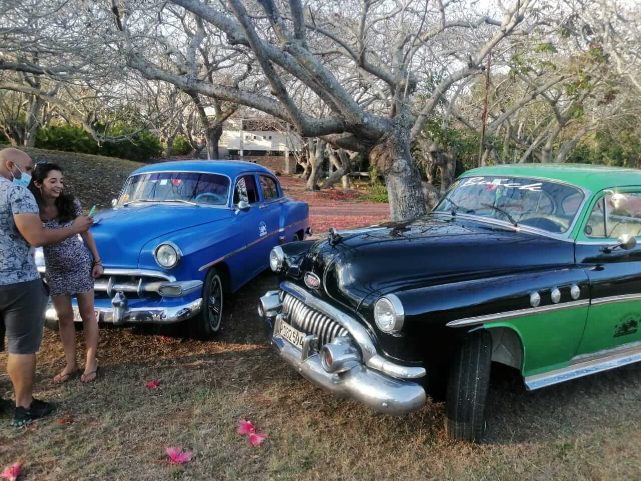 autos clasicos americanos CubaNeo Travel Circuitos turisticos por Cuba