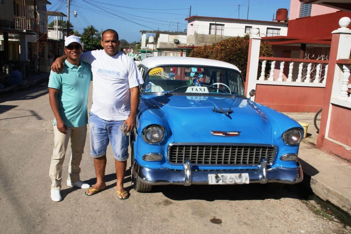 Met chauffeur en oldtimer- over ons Met chauffeur en oldtimer- over ons