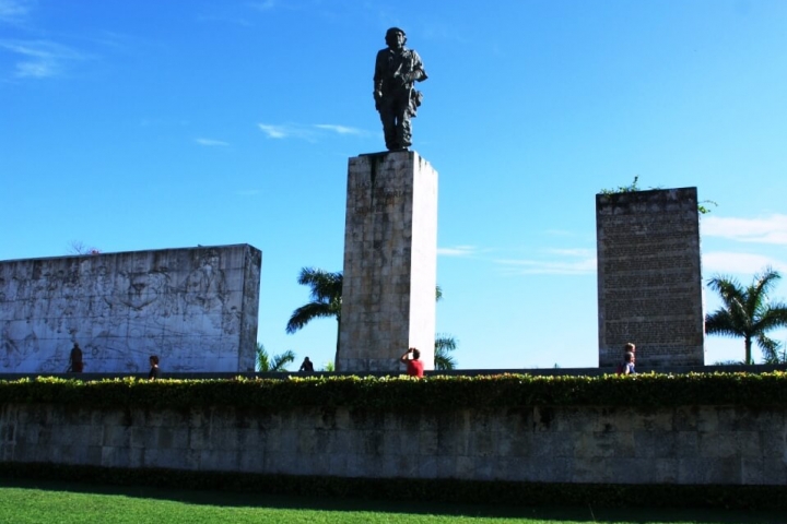 maousoleo del Che Guevara lugares turisticos de Cuba para visitar CubaNeo Travel maousoleo del Che Guevara lugares turisticos de Cuba para visitar CubaNeo Travel