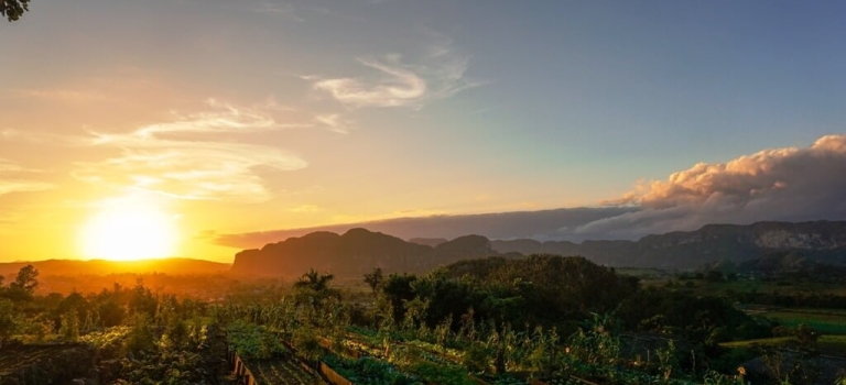 Zonsopkomst Reizen naar Cuba Zonsopkomst Reizen naar Cuba
