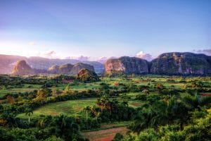 cosas para ver en Cuba Valle de Viñales Viajar a Cuba Agencia de viajes CubaNeo Travel