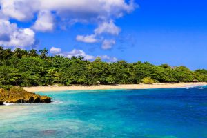 Bezoek Playa Maguana tijdens een Cuba reis op maat